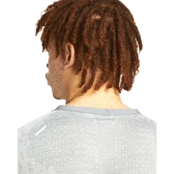 Nike Dri-Fit Adv Techknit Ultra Shirt -Buitensportuitrusting nike dri fit adv techknit ultra shirt 2000x2000 189125